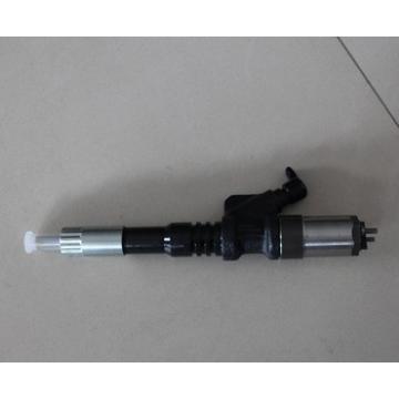 Excavator and bulldozer engine fuel injector 6754-11-3011 for PC200-8 fuel injector