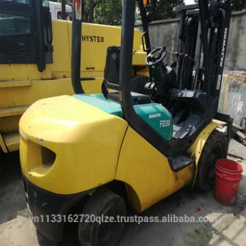 Used original Komatsu Forklift 3ton Diesel FD30 for sale in Shanghai yard
