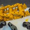 D2/ D3C/ D4D/ D4E/ D5/ D5M/ D5G/ D5B/ D5H/D6 bulldozer lubricated track chains track link assembly #1 small image